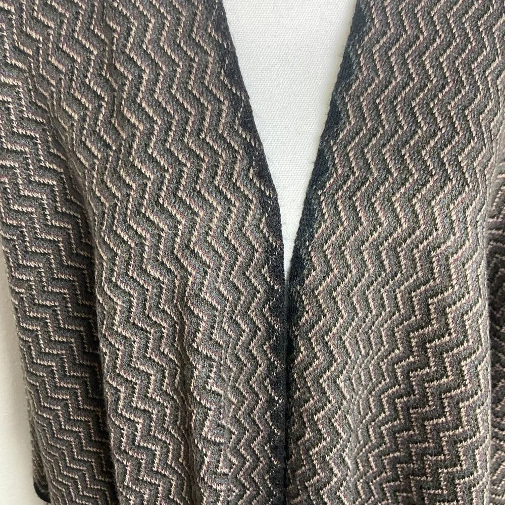 BCBGMaxAzria Fringe Scarf Wrap Zig Zag ONE SIZE